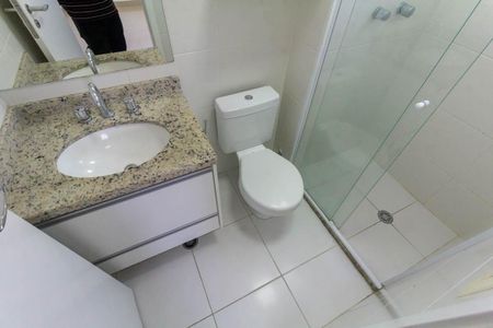 Apartamento para alugar com 60m², 2 quartos e 1 vaga Apartamento para alugar com 60m², 2 quartos e 1 vagaBanheiro 1