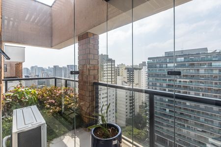 Apartamento para alugar com 48m², 1 quarto e 1 vaga Apartamento para alugar com 48m², 1 quarto e 1 vagaÁrea comum do prédio - terraço superior