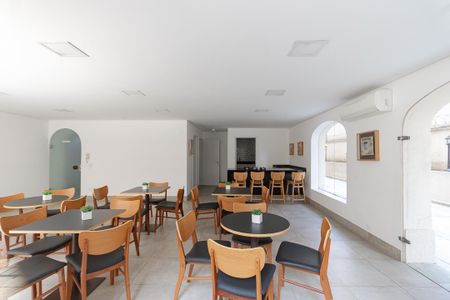 Apartamento para alugar com 70m², 2 quartos e 1 vaga Apartamento para alugar com 70m², 2 quartos e 1 vagaÁrea comum