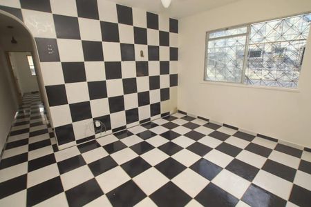Sala de casa para alugar com 2 quartos, 47m² em Conjunto Residencial José Bonifácio, São Paulo