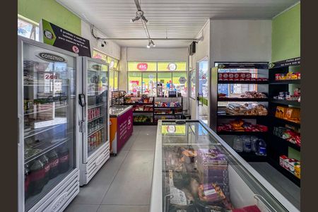 Apartamento para alugar com 42m², 2 quartos e 1 vaga Apartamento para alugar com 42m², 2 quartos e 1 vagaMini mercado