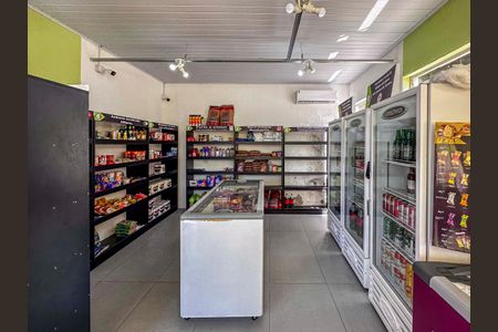 Apartamento para alugar com 42m², 2 quartos e 1 vaga Apartamento para alugar com 42m², 2 quartos e 1 vagaMini mercado