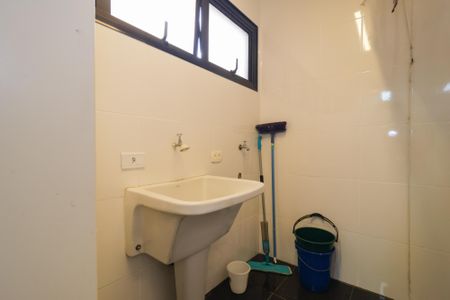 Apartamento para alugar com 100m², 2 quartos e 2 vagas Apartamento para alugar com 100m², 2 quartos e 2 vagasÁrea de Serviço