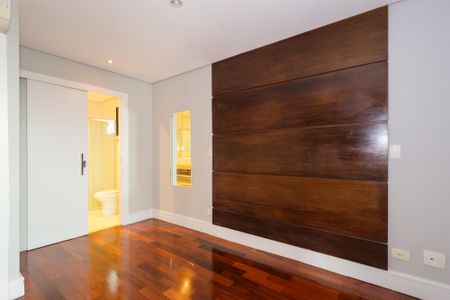 Apartamento para alugar com 100m², 2 quartos e 2 vagas Apartamento para alugar com 100m², 2 quartos e 2 vagasSuíte 1