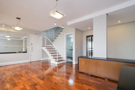 Apartamento para alugar com 100m², 2 quartos e 2 vagas Apartamento para alugar com 100m², 2 quartos e 2 vagasSala