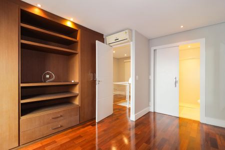 Apartamento para alugar com 100m², 2 quartos e 2 vagas Apartamento para alugar com 100m², 2 quartos e 2 vagasSuíte 1