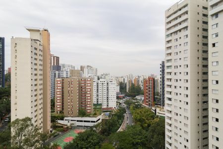 Apartamento para alugar com 100m², 2 quartos e 2 vagasVista da Suíte 1