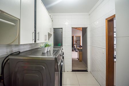 Casa à venda com 296m², 4 quartos e 4 vagasÁrea de Serviço