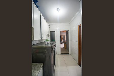 Casa à venda com 296m², 4 quartos e 4 vagasÁrea de Serviço