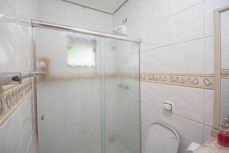 Casa à venda com 296m², 4 quartos e 4 vagasBanheiro da Suíte 2