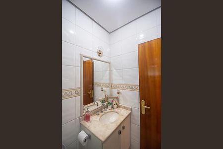 Casa à venda com 296m², 4 quartos e 4 vagasBanheiro da Suíte 2