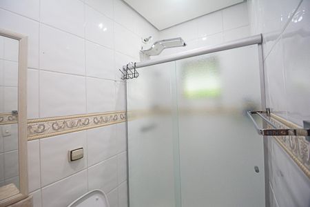 Casa à venda com 296m², 4 quartos e 4 vagasBanheiro da Suíte