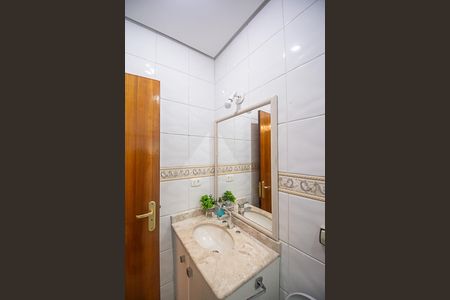 Casa à venda com 296m², 4 quartos e 4 vagasBanheiro da Suíte