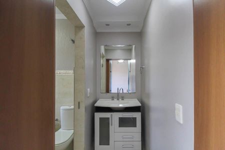 Casa à venda com 270m², 4 quartos e 6 vagas Casa à venda com 270m², 4 quartos e 6 vagasBanheiro da Suíte