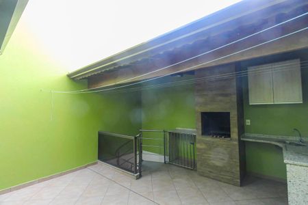 Casa à venda com 270m², 4 quartos e 6 vagas Casa à venda com 270m², 4 quartos e 6 vagasChurrasqueira