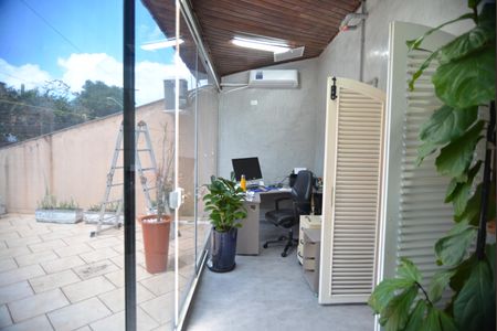 Casa para alugar com 390m², 3 quartos e 3 vagasÁrea Externa