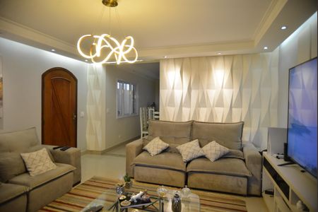 Casa para alugar com 390m², 3 quartos e 3 vagasSala