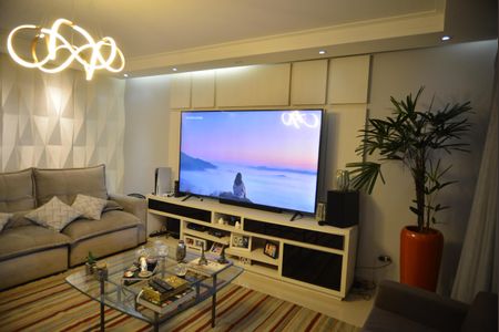 Sala de casa para alugar com 3 quartos, 390m² em Parque João Ramalho, Santo André