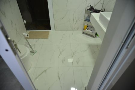 Casa para alugar com 390m², 3 quartos e 3 vagasBanheiro da Suíte 2