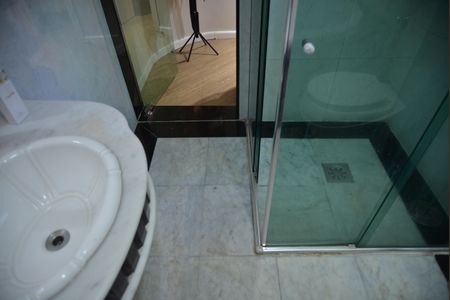 Casa para alugar com 390m², 3 quartos e 3 vagasBanheiro da Suíte 3