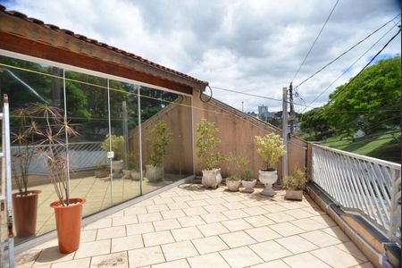 Casa para alugar com 390m², 3 quartos e 3 vagasÁrea Externa