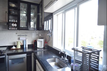 Casa para alugar com 390m², 3 quartos e 3 vagasCozinha