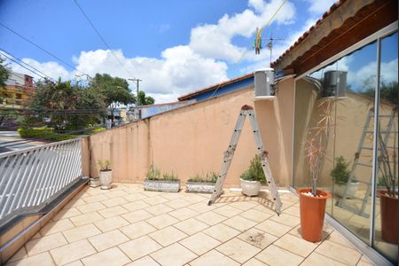 Casa para alugar com 390m², 3 quartos e 3 vagasÁrea Externa