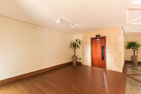 Apartamento à venda com 107m², 2 quartos e 1 vagaHall social