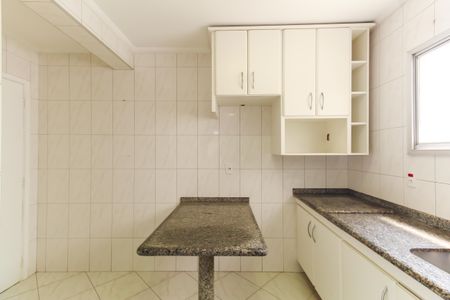 Apartamento à venda com 107m², 2 quartos e 1 vagaCozinha