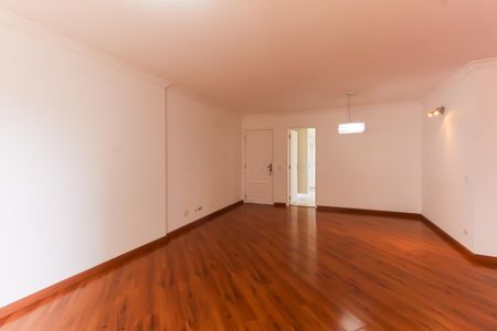 Apartamento à venda com 107m², 2 quartos e 1 vagaSala