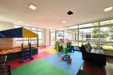 Apartamento à venda com 138m², 2 quartos e 1 vaga Apartamento à venda com 138m², 2 quartos e 1 vagaÁrea comum