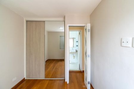 Apartamento à venda com 138m², 2 quartos e 1 vaga Apartamento à venda com 138m², 2 quartos e 1 vagaQuarto 1