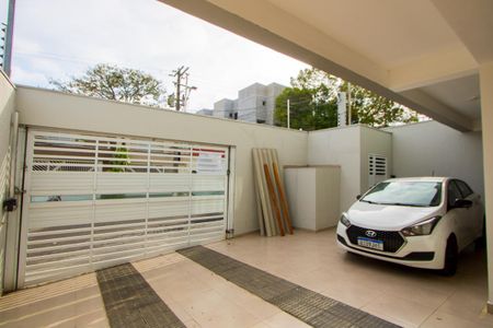 Garagem de apartamento para alugar com 2 quartos, 52m² em Vila Scarpelli, Santo André
