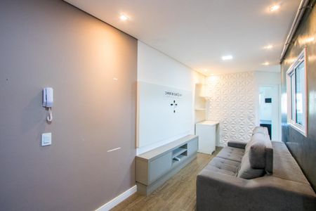 Sala de apartamento para alugar com 2 quartos, 52m² em Vila Scarpelli, Santo André
