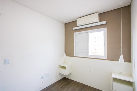 Quarto 1 de apartamento para alugar com 2 quartos, 52m² em Vila Scarpelli, Santo André