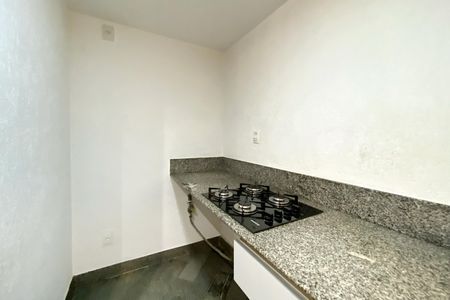 Cozinha de apartamento para alugar com 1 quarto, 50m² em São Pedro, Belo Horizonte