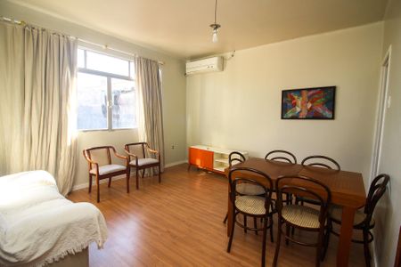 Sala de apartamento à venda com 2 quartos, 64m² em Azenha, Porto Alegre