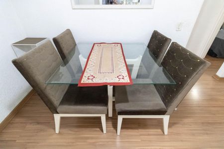 Sala de apartamento para alugar com 2 quartos, 43m² em Campo Grande, Rio de Janeiro