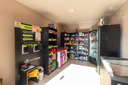 Apartamento para alugar com 54m², 2 quartos e 1 vaga Apartamento para alugar com 54m², 2 quartos e 1 vagaÁrea comum - Mini mercado