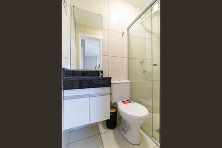 Apartamento para alugar com 54m², 2 quartos e 1 vaga Apartamento para alugar com 54m², 2 quartos e 1 vagaBanheiro da suíte