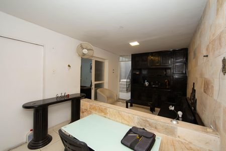 SALA de casa à venda com 5 quartos, 300m² em Prado, Belo Horizonte