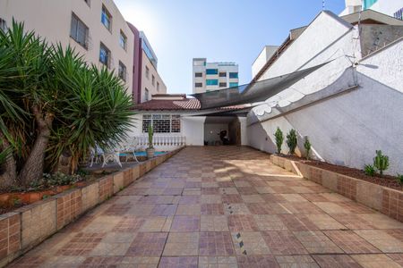 Casa para alugar com 300m², 5 quartos e 7 vagasÁrea comum