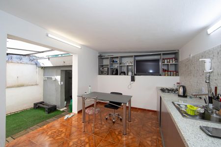 Casa para alugar com 300m², 5 quartos e 7 vagasCozinha