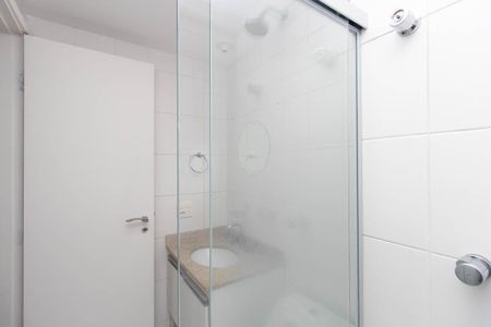 Apartamento à venda com 71m², 3 quartos e 1 vaga Apartamento à venda com 71m², 3 quartos e 1 vagaBanheiro da Suíte