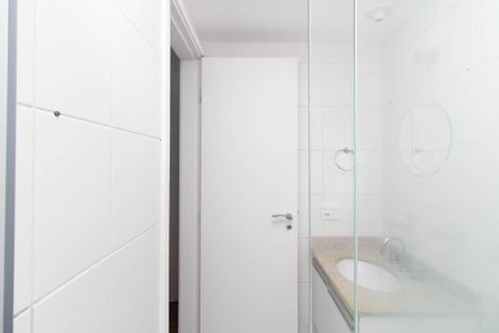 Apartamento à venda com 71m², 3 quartos e 1 vaga Apartamento à venda com 71m², 3 quartos e 1 vagaBanheiro da Suíte