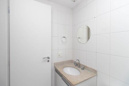 Apartamento à venda com 71m², 3 quartos e 1 vaga Apartamento à venda com 71m², 3 quartos e 1 vagaBanheiro da Suíte