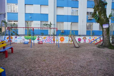 Área comum - Playground de apartamento para alugar com 2 quartos, 58m² em Cristal, Porto Alegre