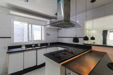 Casa à venda com 320m², 3 quartos e 4 vagasCozinha