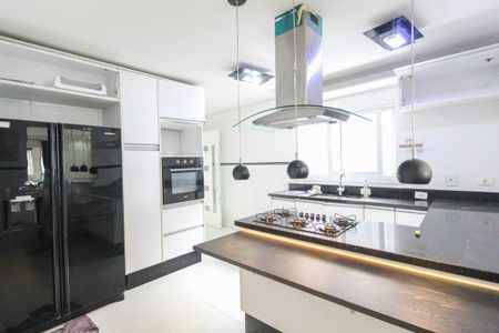 Casa à venda com 320m², 3 quartos e 4 vagasCozinha