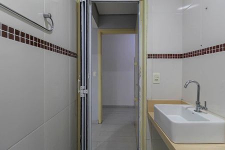 Casa à venda com 320m², 3 quartos e 4 vagasBanheiro da Suíte 3